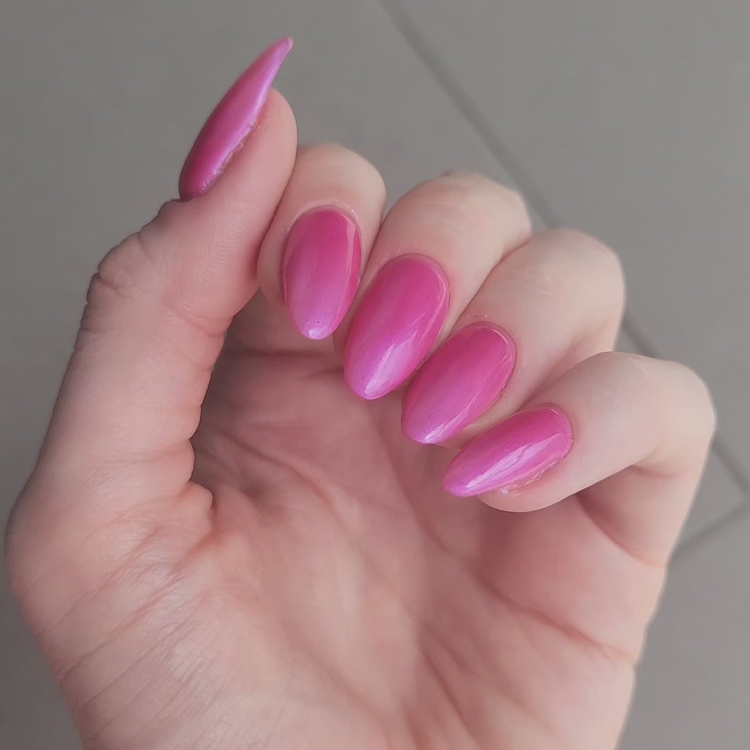 Sugarplum - Classic Colour Changing Nail Powder