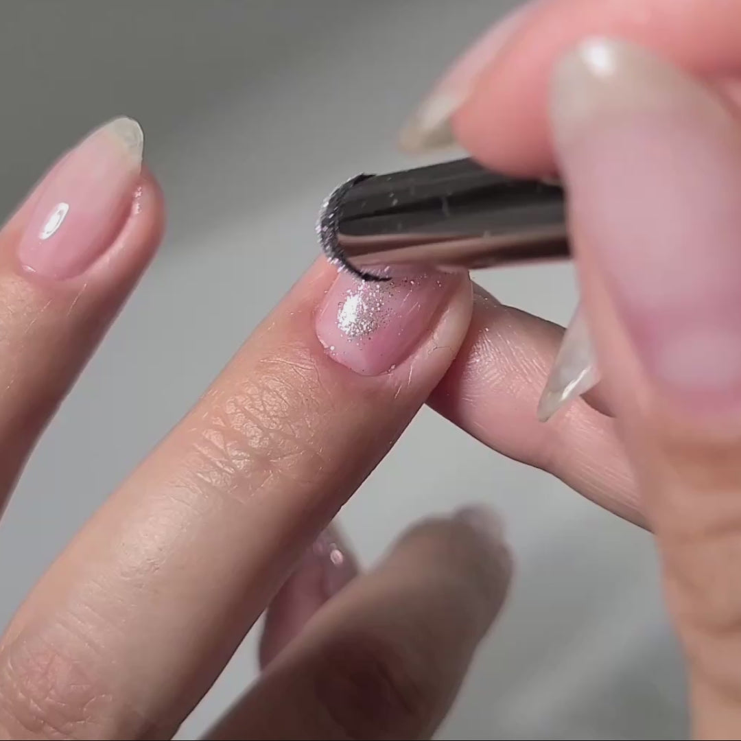 Carmine - Glazed Shade-Shift Metallic Nail Powder
