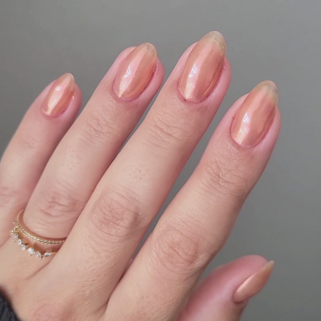 Enraptured - Glazed Shade-Shift Metallic Nail Powder