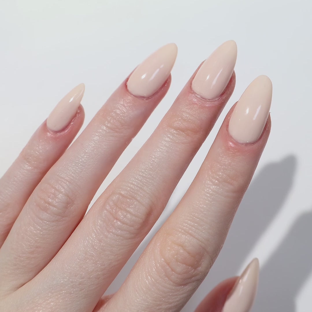 Whisper White - Matte Nail Powder
